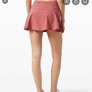 Play off the pleats- skirt